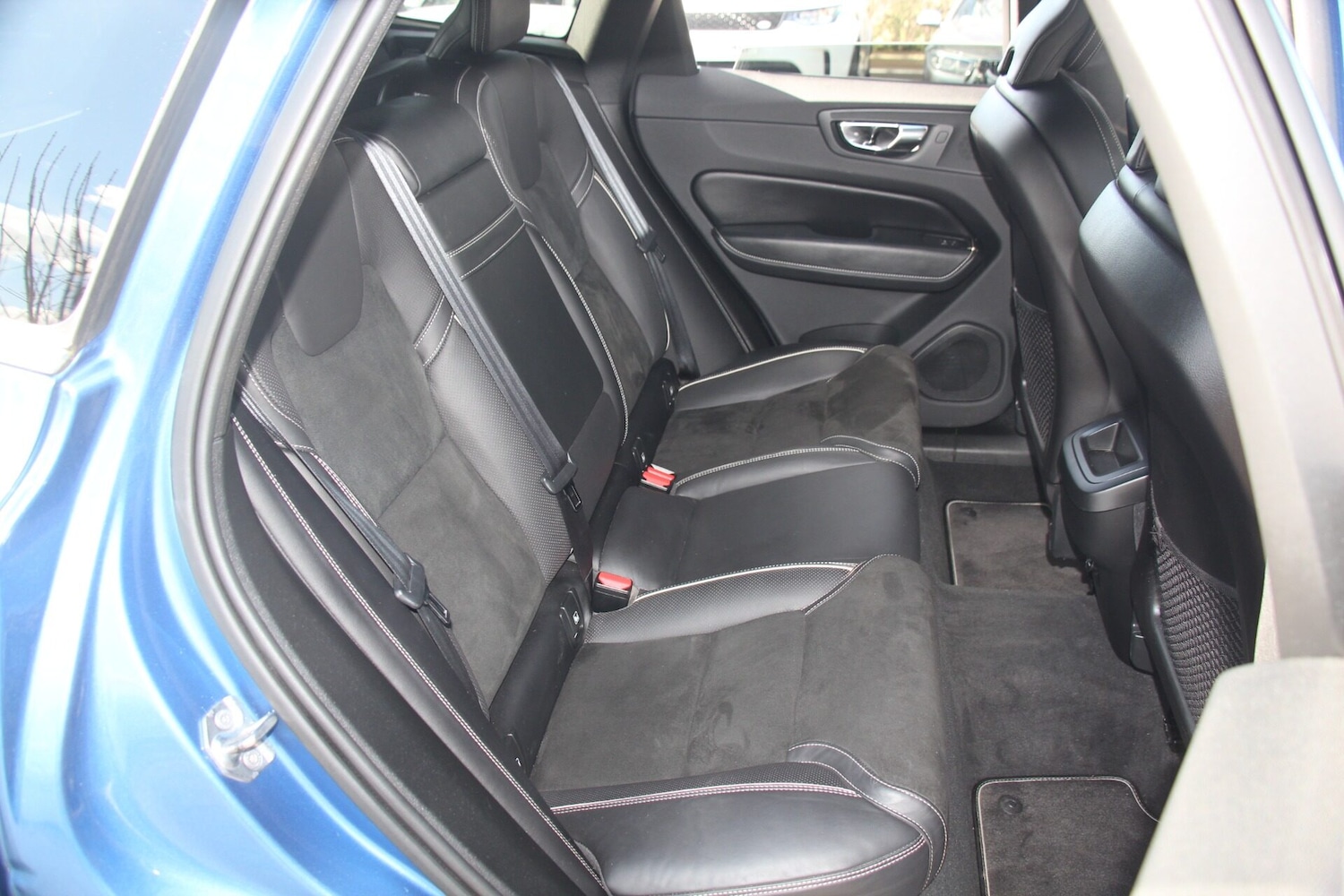 Used Volvo XC60 2018 for sale - 77998649: Photo 11