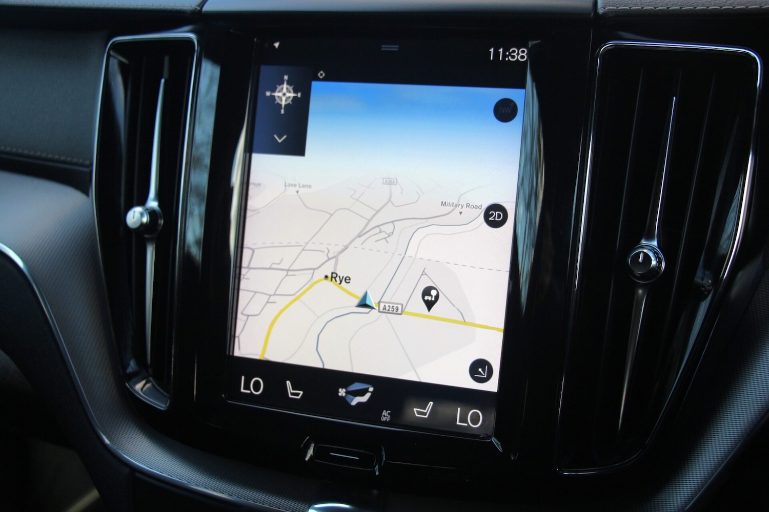 Used Volvo XC60 2018 for sale - 77998649: Photo 17