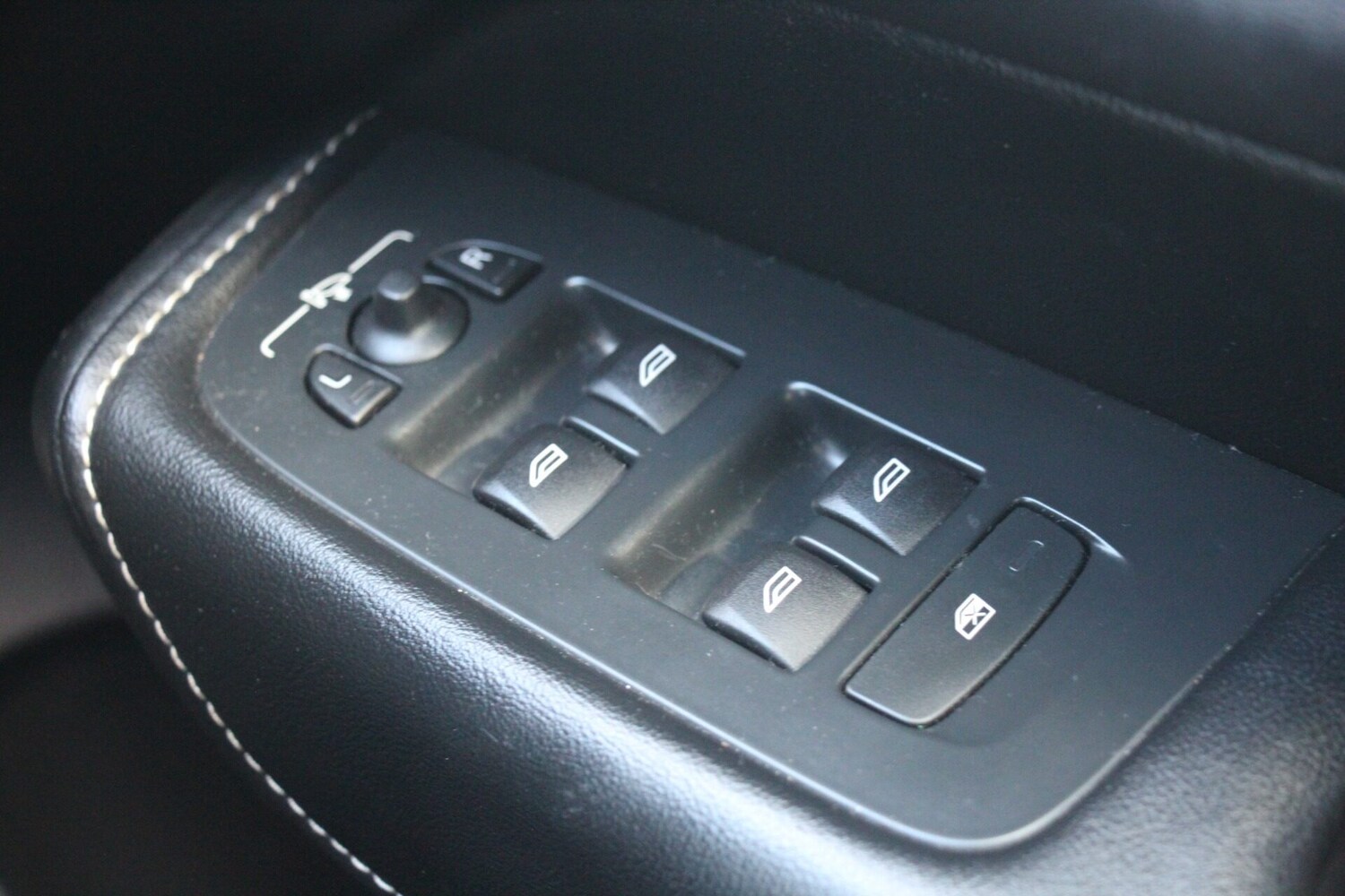 Used Volvo XC60 2018 for sale - 77998649: Photo 20