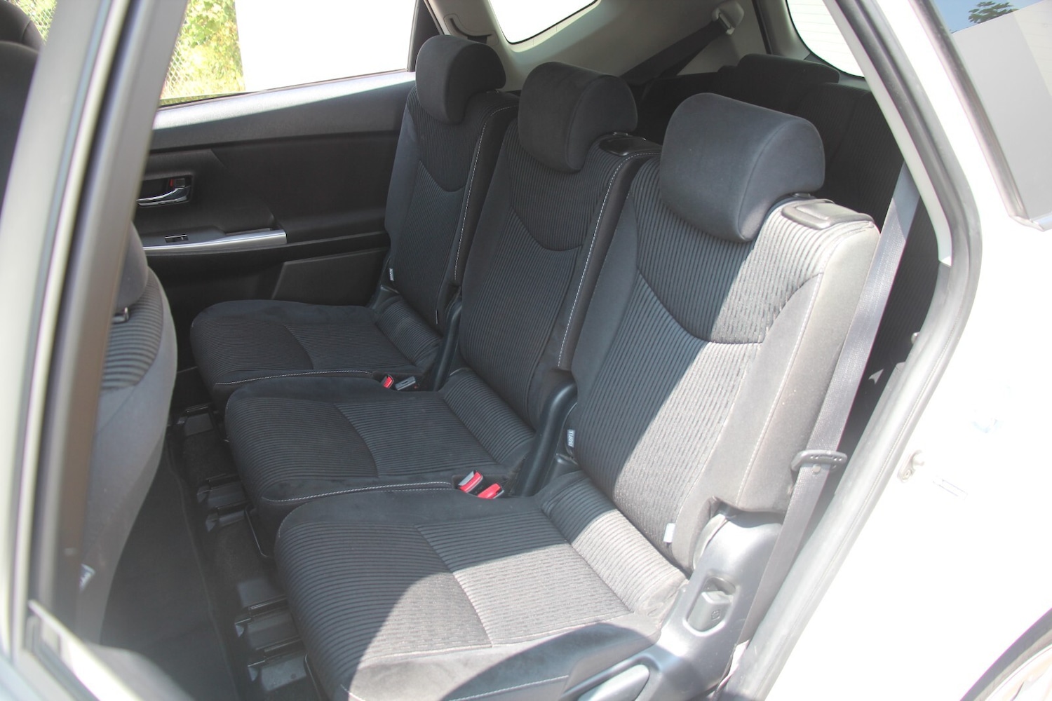 2018 Toyota Prius+ 7-SEAT ICON PLUS TSS HYBRID AUTOMATIC MPV PETROL/ELECTRIC Aut - Picture 12 of 24