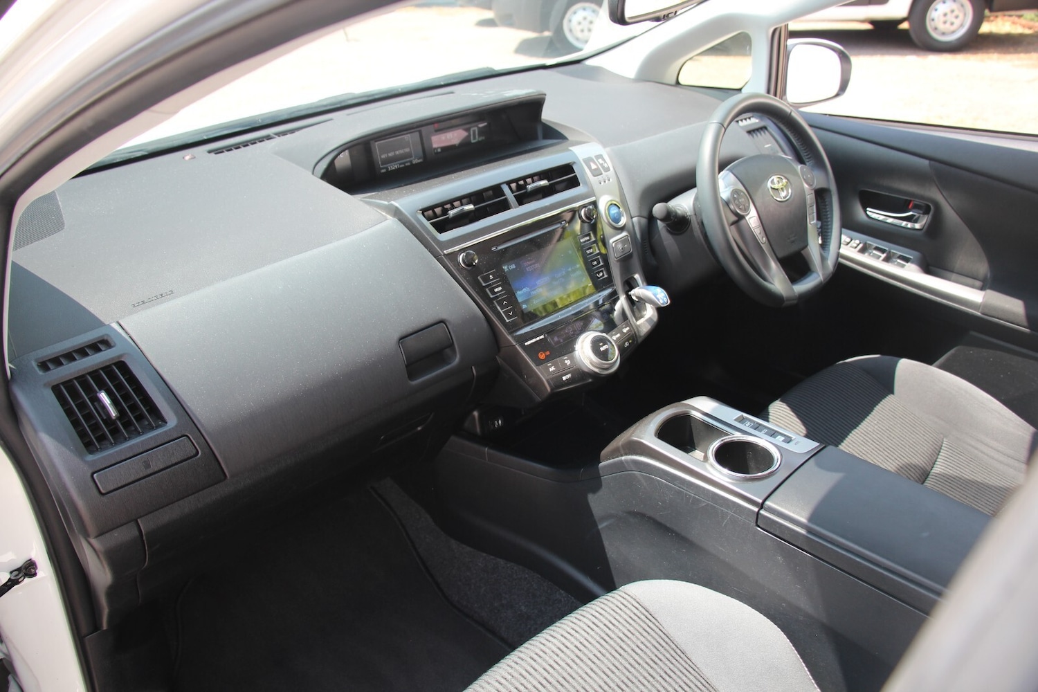 2018 Toyota Prius+ 7-SEAT ICON PLUS TSS HYBRID AUTOMATIC MPV PETROL/ELECTRIC Aut - Picture 15 of 24
