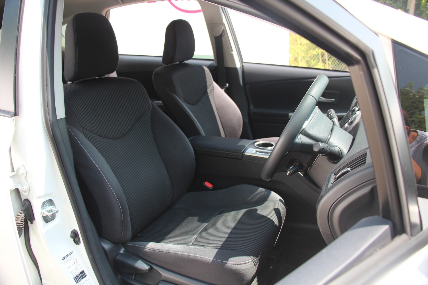 2018 Toyota Prius+ 7-SEAT ICON PLUS TSS HYBRID AUTOMATIC MPV PETROL/ELECTRIC Aut - Picture 9 of 24