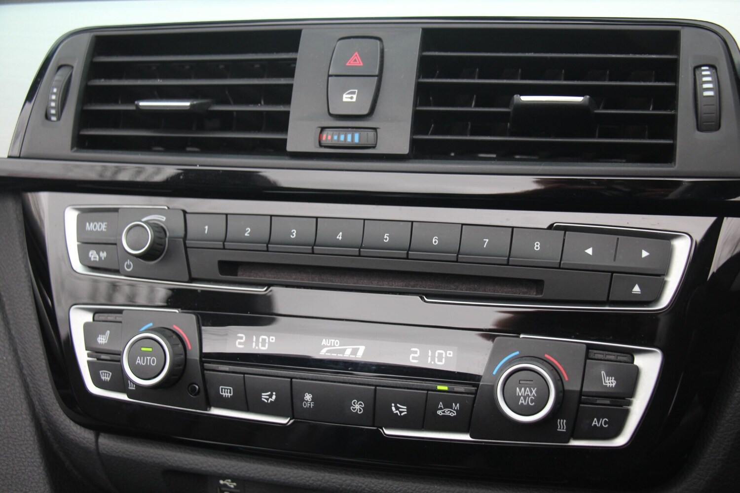 Used BMW 4 Series 2017 for sale - 77654381: Photo 25