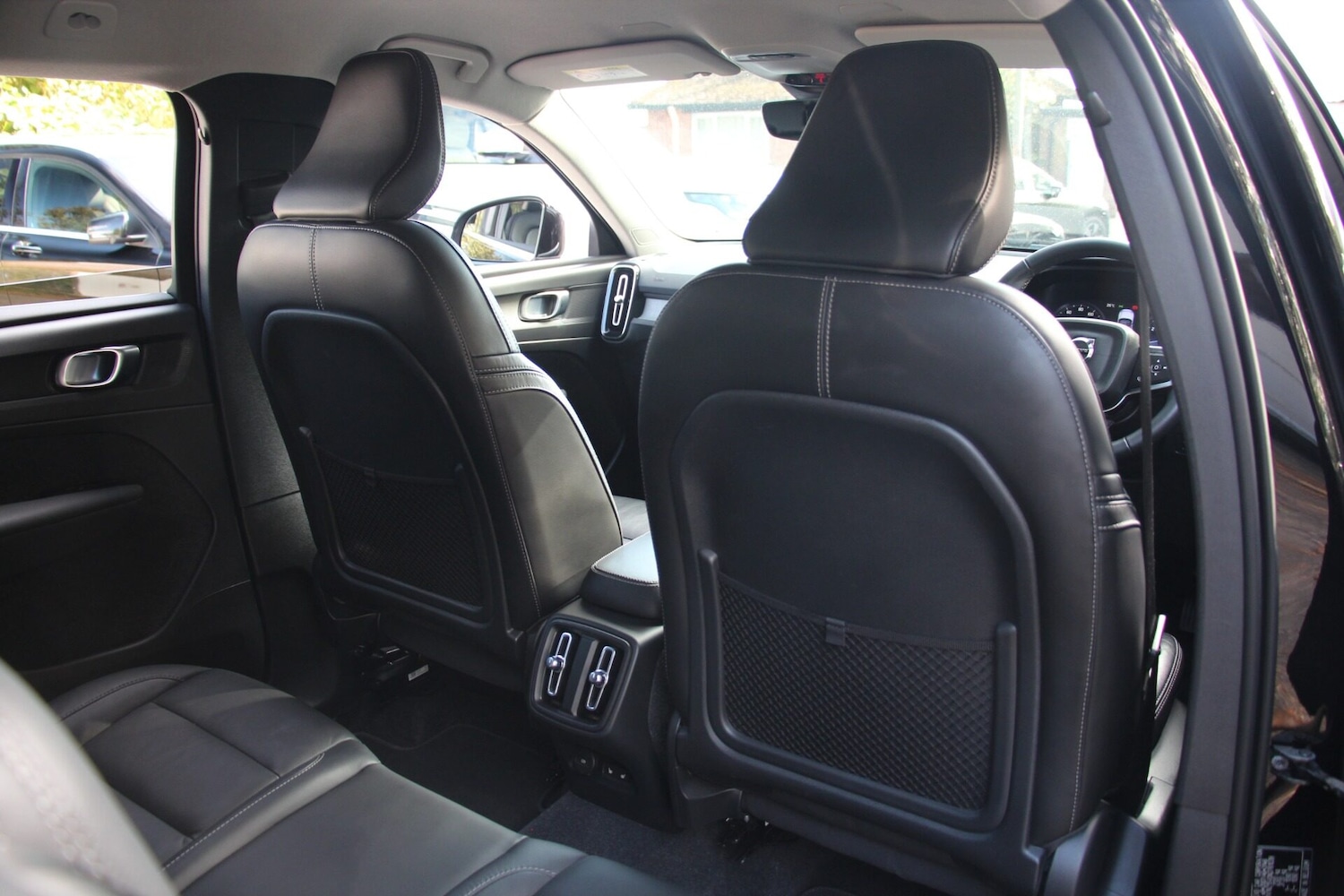 Used Volvo XC40 2022 for sale - 75924722: Photo 10