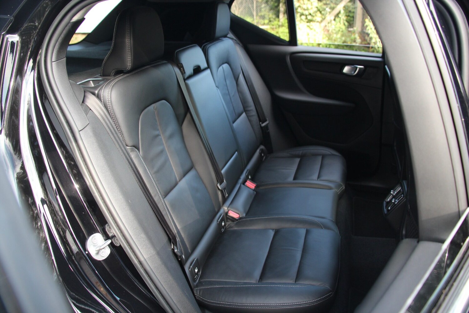 Used Volvo XC40 2022 for sale - 75924722: Photo 11