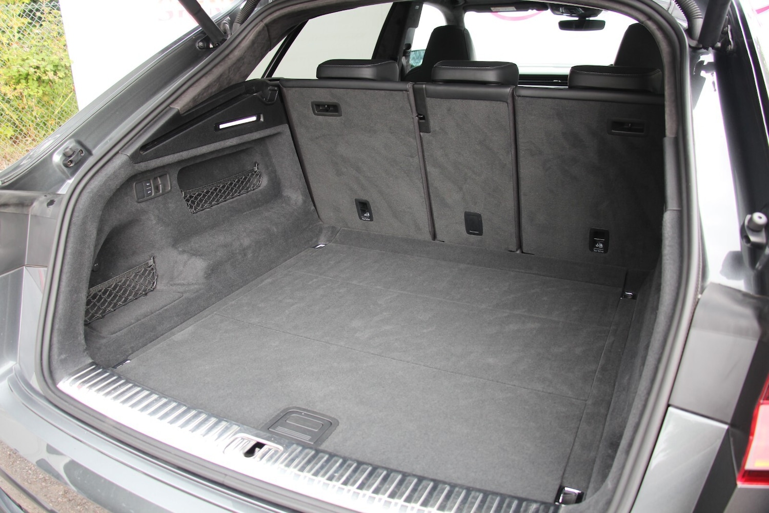 Used Audi Q8 2019 for sale - 76672434: Photo 20