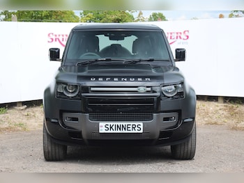 Used Land Rover Defender 2024 for sale - 78565312: Photo