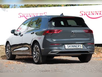 Used Volkswagen Golf 2022 for sale - 79504120: Photo