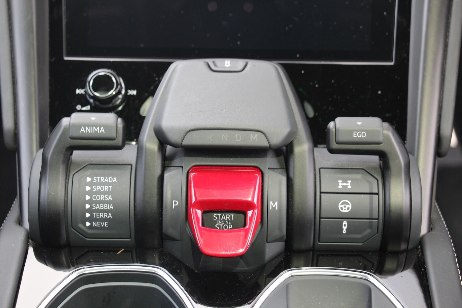 Used Lamborghini Urus 2023 for sale - 76716593: Photo 19