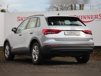 Used Audi Q3 2022 for sale - 77129029: Photo