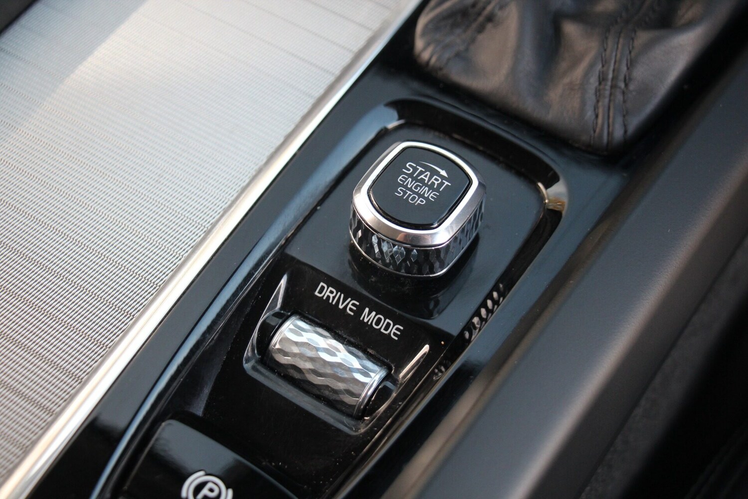 Used Volvo V60 2019 for sale - 76394981: Photo 16