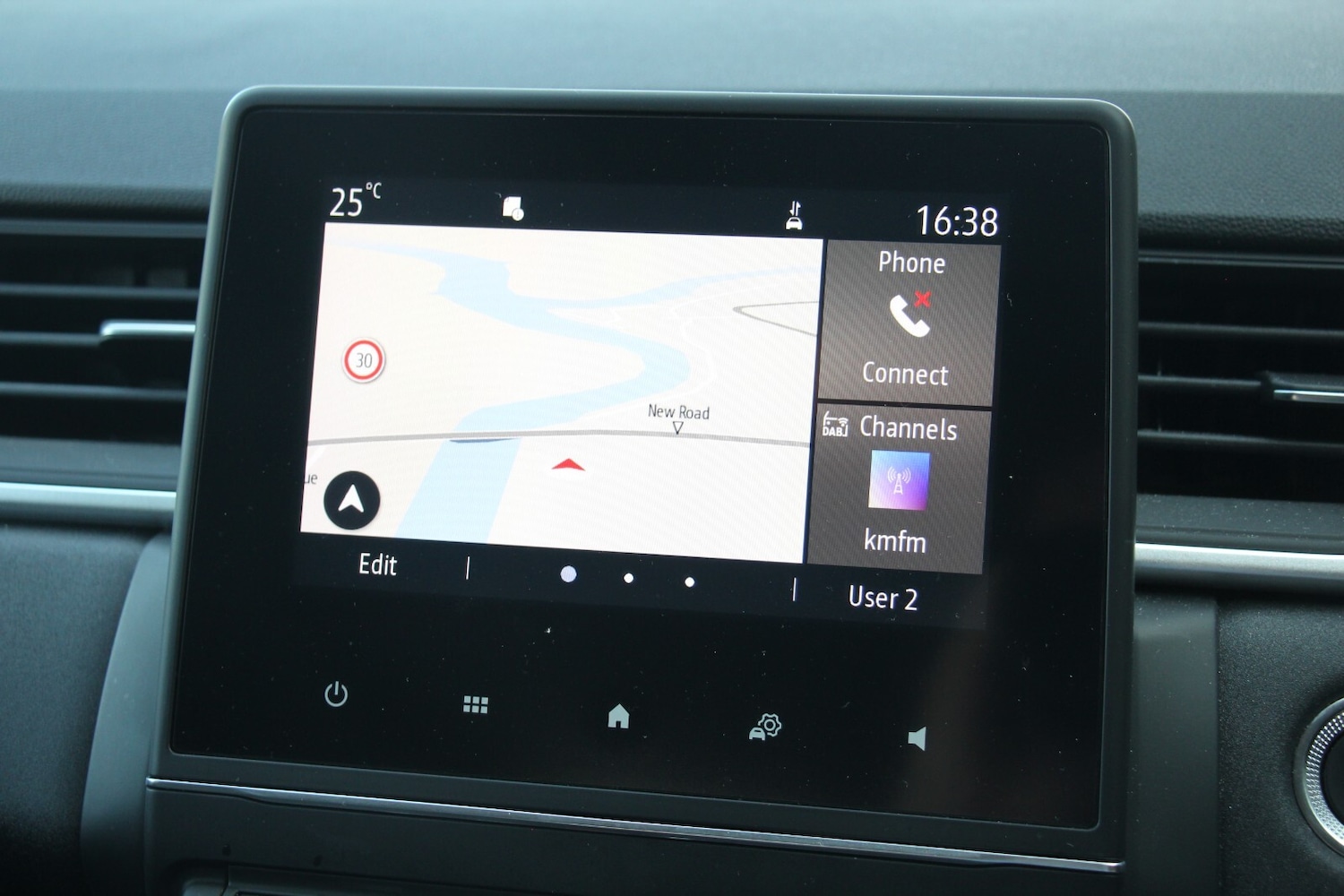 Used Renault Captur 2021 for sale - 76622111: Photo 17