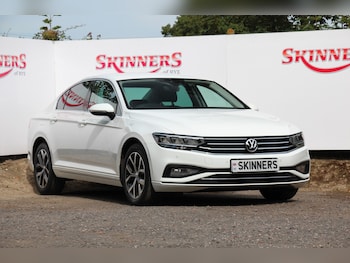 Used Volkswagen Passat 2020 for sale - 76622162: Photo