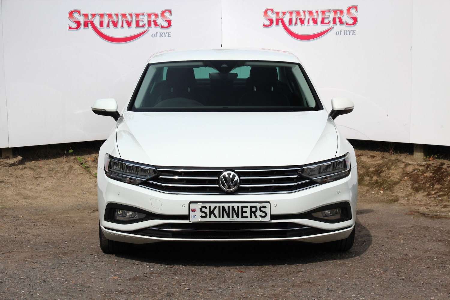 Used Volkswagen Passat 2020 for sale - 76622162: Photo 2