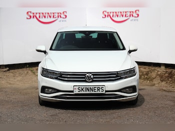 Used Volkswagen Passat 2020 for sale - 76622162: Photo