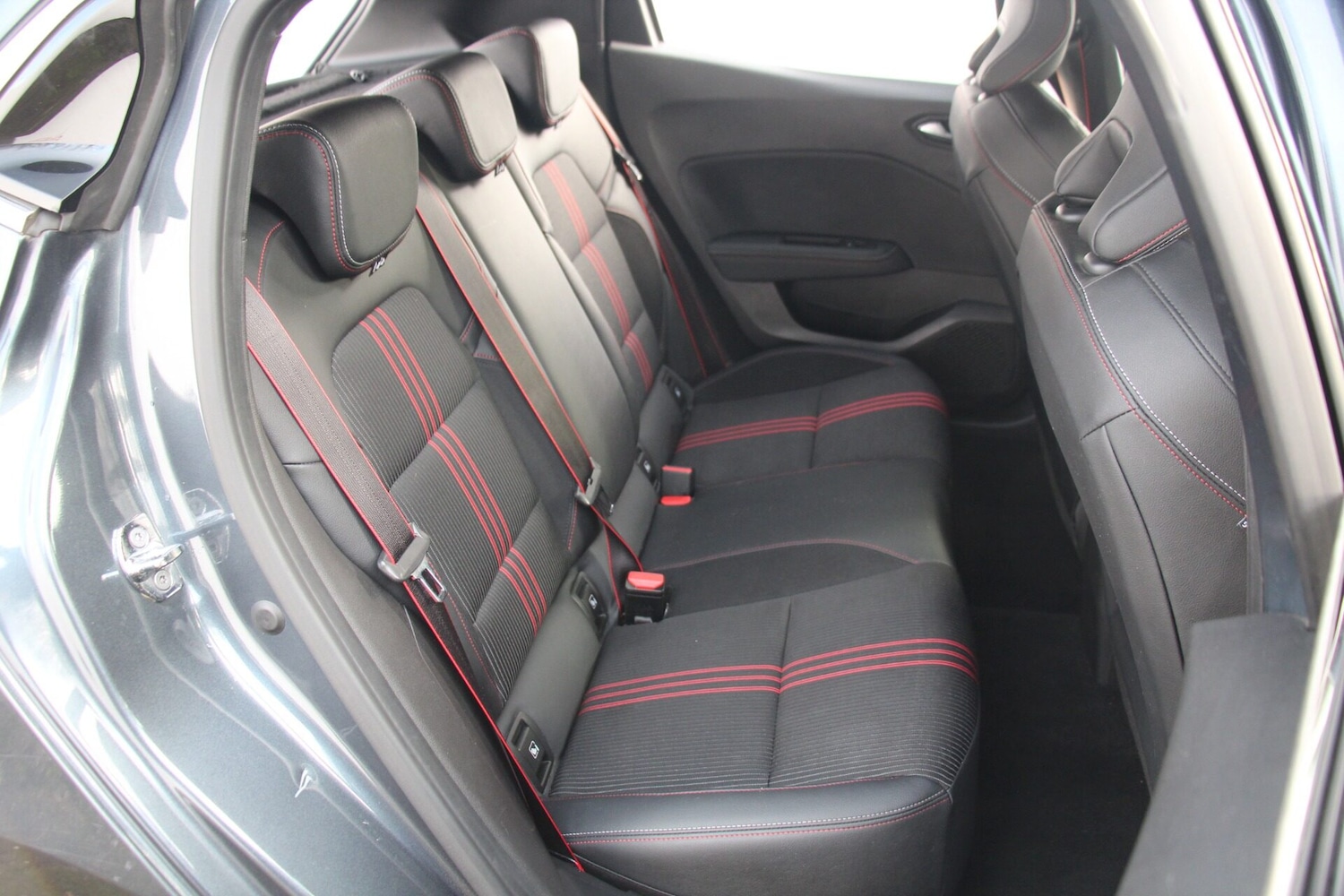 Used Renault Clio 2022 for sale - 76495479: Photo 11