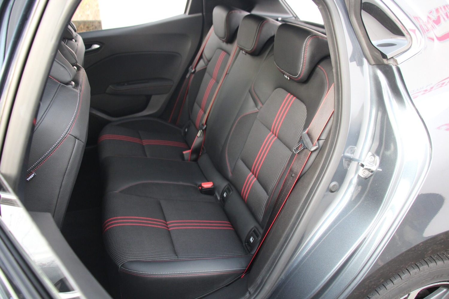 Used Renault Clio 2022 for sale - 76495479: Photo 12