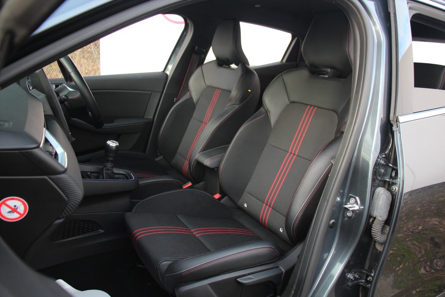 Used Renault Clio 2022 for sale - 76495479: Photo 14