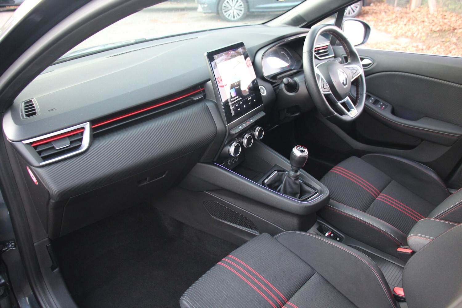 Used Renault Clio 2022 for sale - 76495479: Photo 15