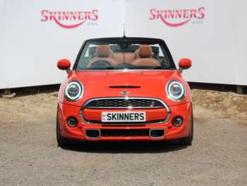 Used MINI Convertible 2019 for sale - 75036642: Photo
