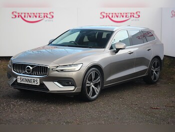 Used Volvo V60 2019 for sale - 76545892: Photo