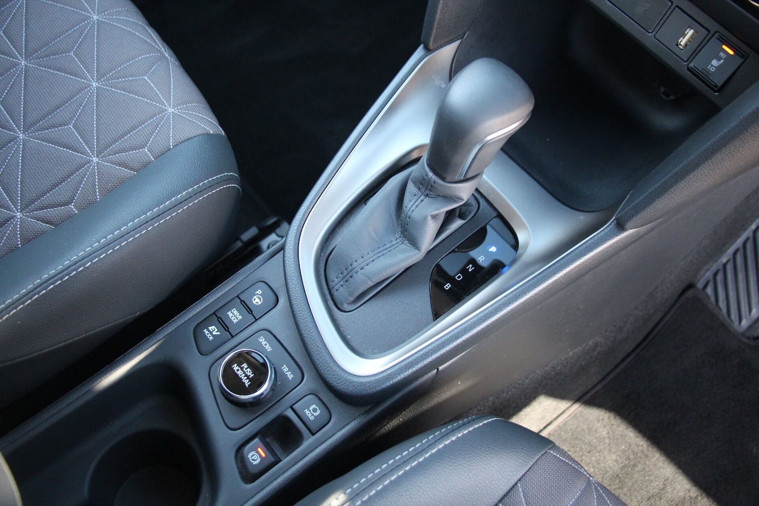 Used Toyota Yaris Cross 2023 for sale - 77368069: Photo 18