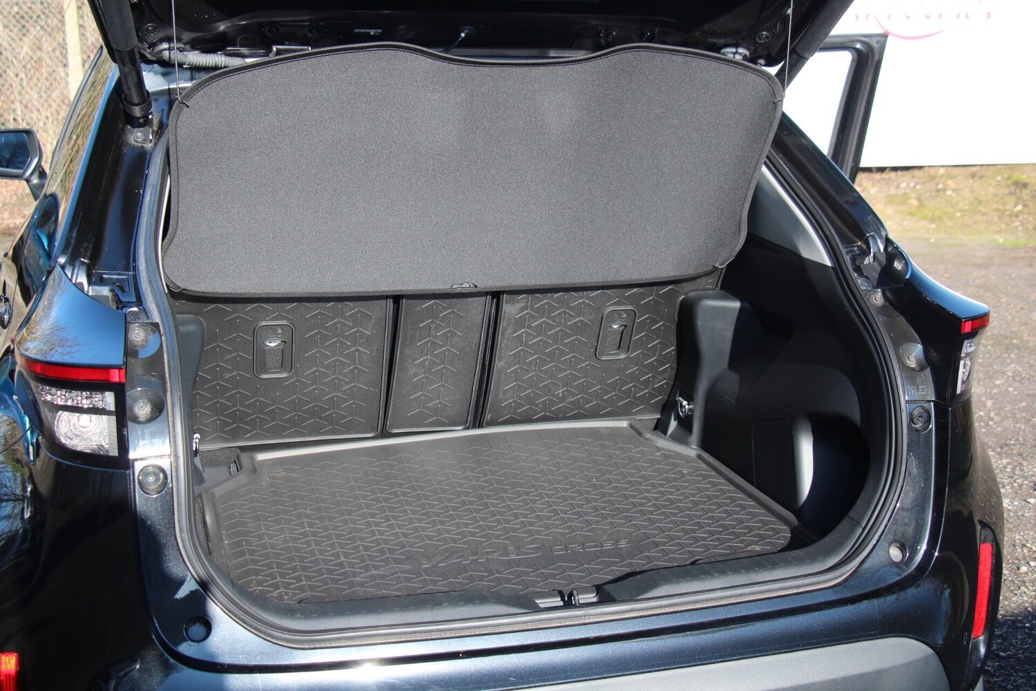 Used Toyota Yaris Cross 2023 for sale - 77368069: Photo 22