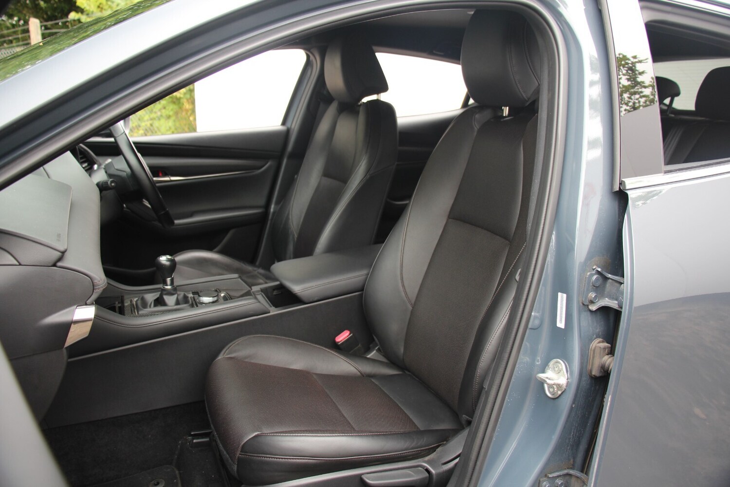 2021 Mazda Mazda3 2.0 e-Skyactiv G MHEV GT Sport 5dr Hatchback Petrol Manual - Picture 14 of 24