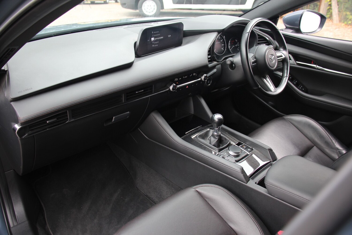 2021 Mazda Mazda3 2.0 e-Skyactiv G MHEV GT Sport 5dr Hatchback Petrol Manual - Picture 15 of 24