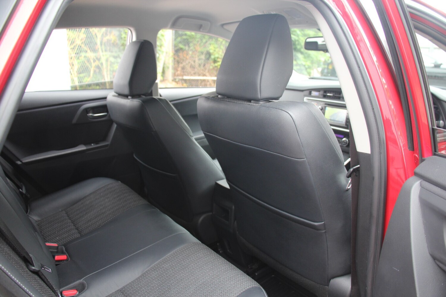 2015 Toyota Auris EXCEL VVT-I HYBRID AUTOMATIC Hatchback PETROL/ELECTRIC Automat - Picture 10 of 24