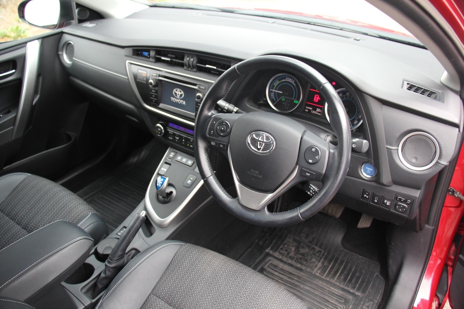 2015 Toyota Auris EXCEL VVT-I HYBRID AUTOMATIC Hatchback PETROL/ELECTRIC Automat - Picture 8 of 24