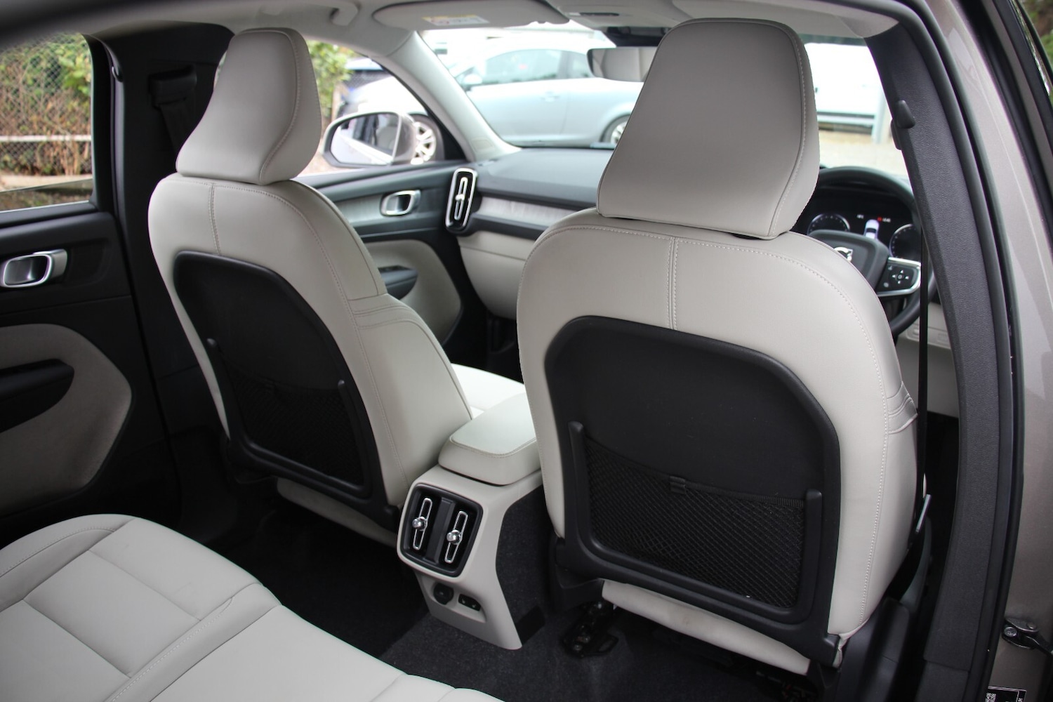 Used Volvo XC40 2020 for sale - 76635246: Photo 10