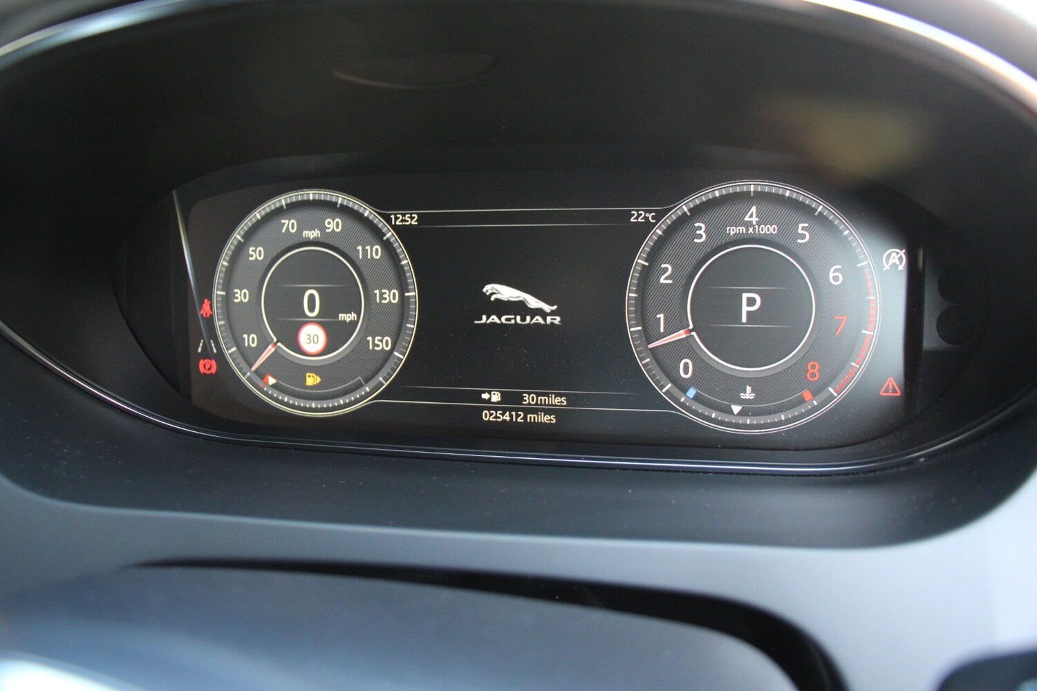 Used Jaguar E-Pace 2020 for sale - 75975108: Photo 19