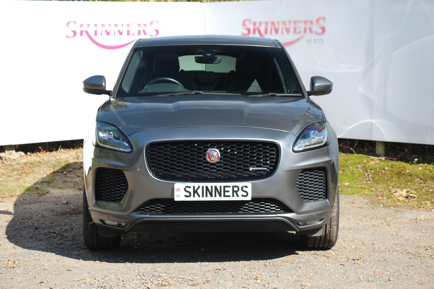 Used Jaguar E-Pace 2020 for sale - 75975108: Photo 2