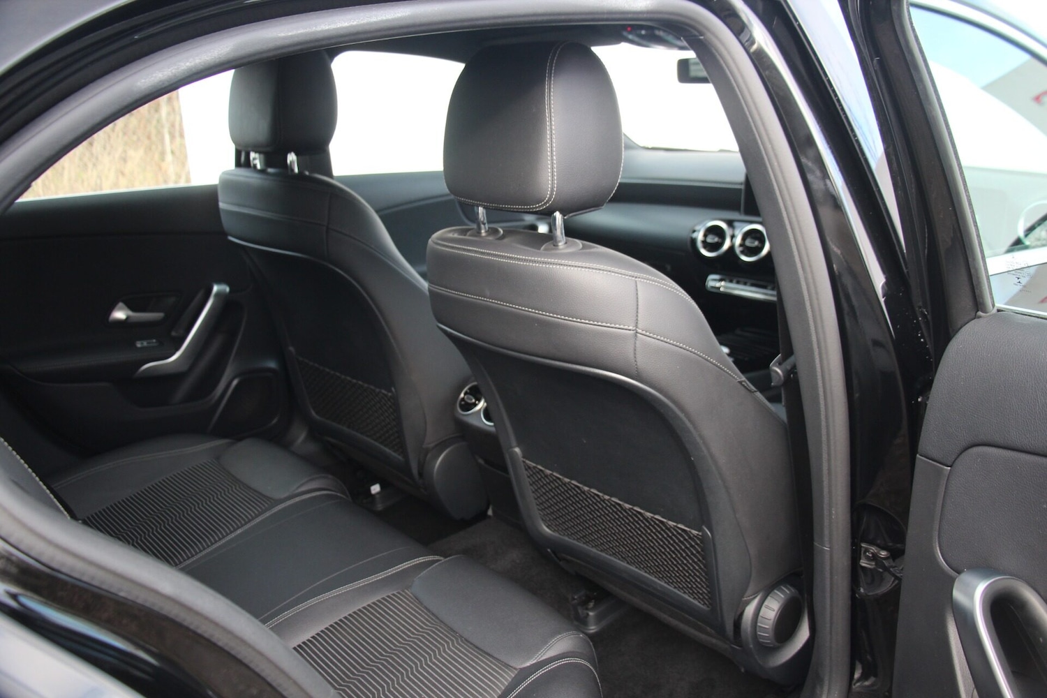 Used Mercedes-Benz A-Class 2019 for sale - 77129026: Photo 10