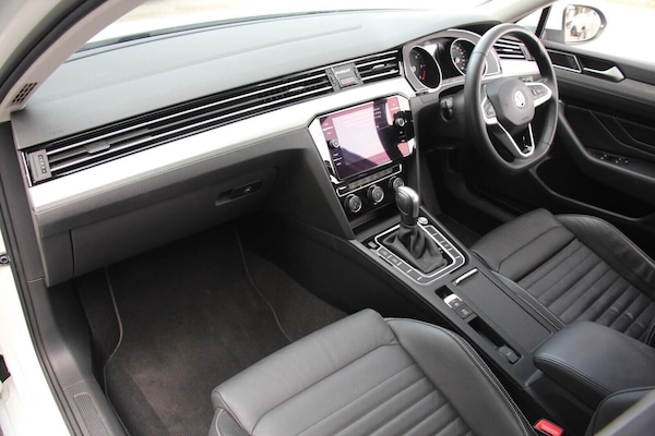 Used Volkswagen Passat 2020 for sale - 75618343: Photo 15