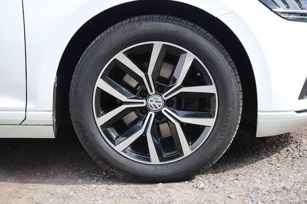 Used Volkswagen Passat 2020 for sale - 75618343: Photo 7