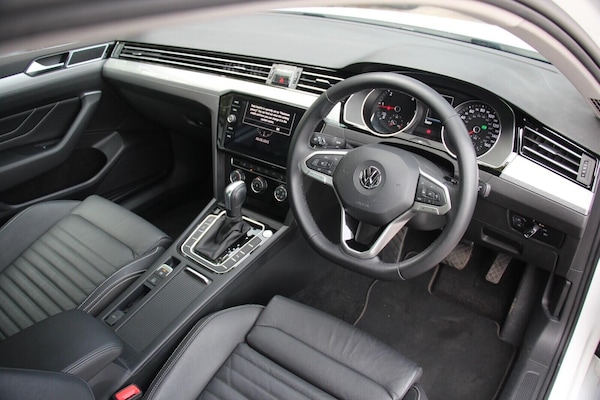 Used Volkswagen Passat 2020 for sale - 75618343: Photo 8