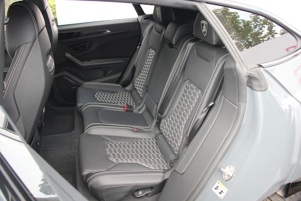 Used Lamborghini Urus 2023 for sale - 75618338: Photo 12