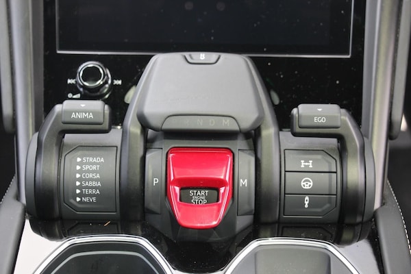 Used Lamborghini Urus 2023 for sale - 75618338: Photo 19