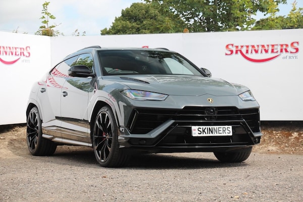 Used Lamborghini Urus 2023 for sale - 75618338: Photo 1
