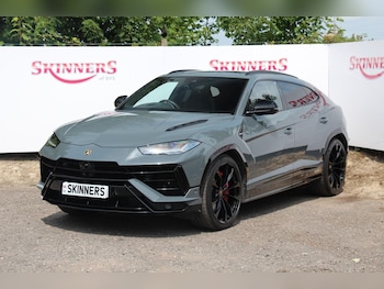 Used Lamborghini Urus 2023 for sale - 75618338: Photo