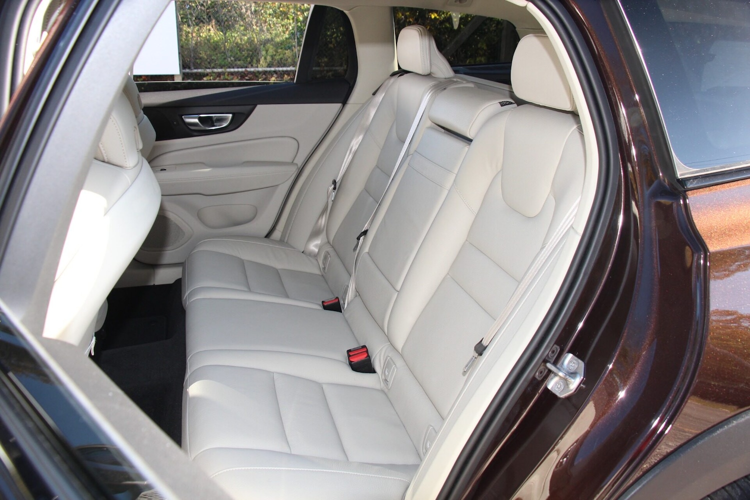 Used Volvo V60 2021 for sale - 76334337: Photo 12