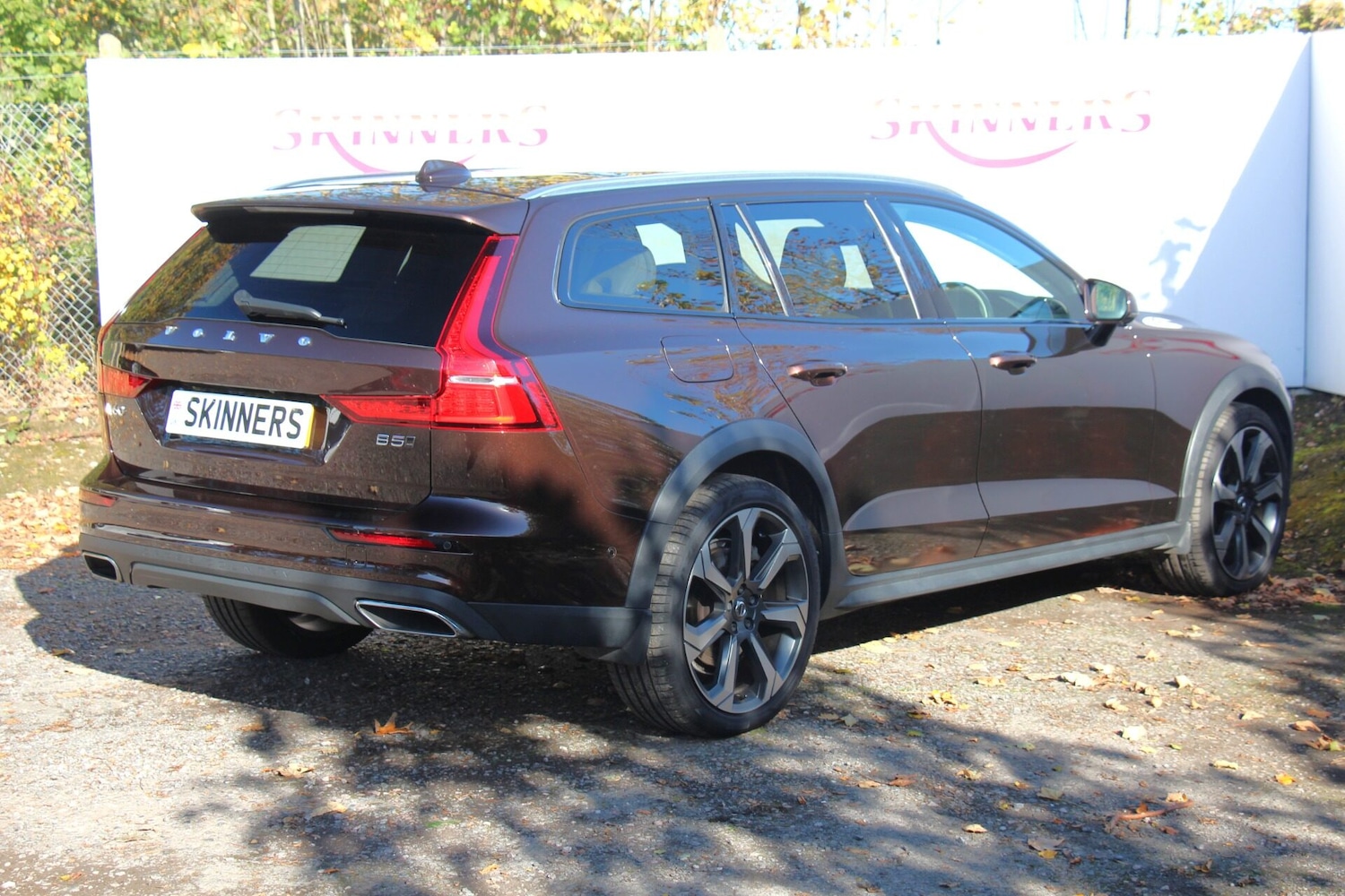 Used Volvo V60 2021 for sale - 76334337: Photo 6