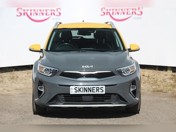 Used Kia Stonic 2023 for sale - 78168401: Photo