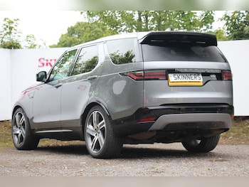 Used Land Rover Discovery 2023 for sale - 78802949: Photo
