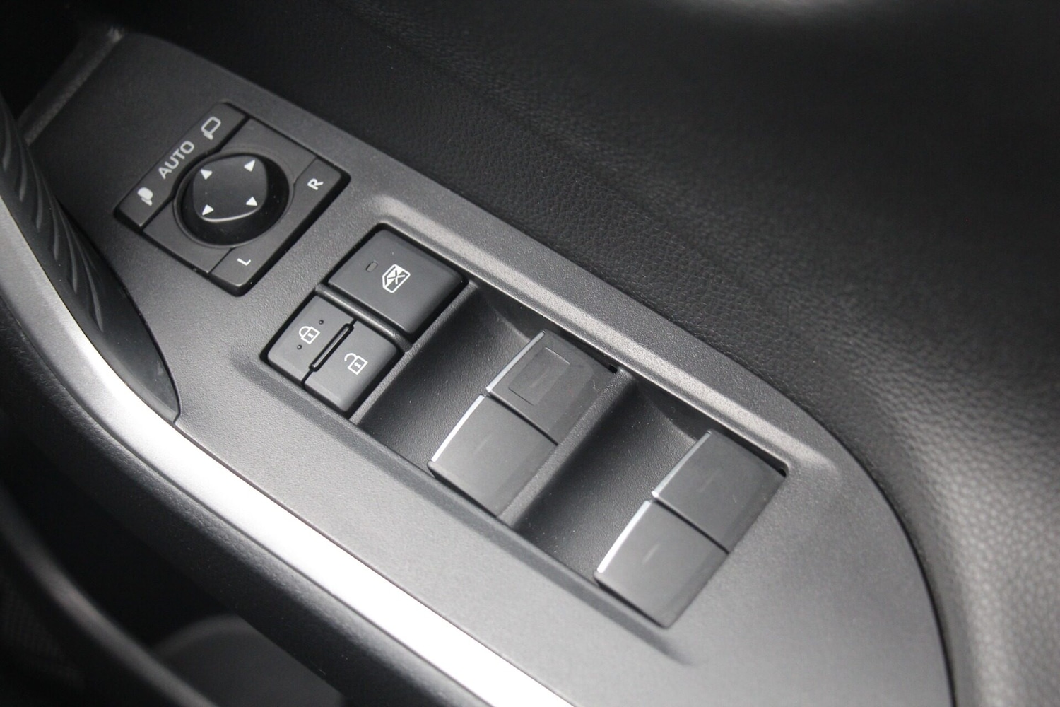 Used Toyota RAV4 2021 for sale - 77654366: Photo 21