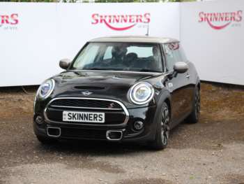 Used MINI Hatch 2019 for sale - 74732308: Photo