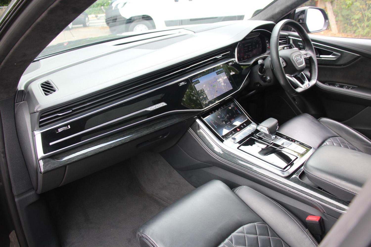 Used Audi Q8 2019 for sale - 76730526: Photo 15