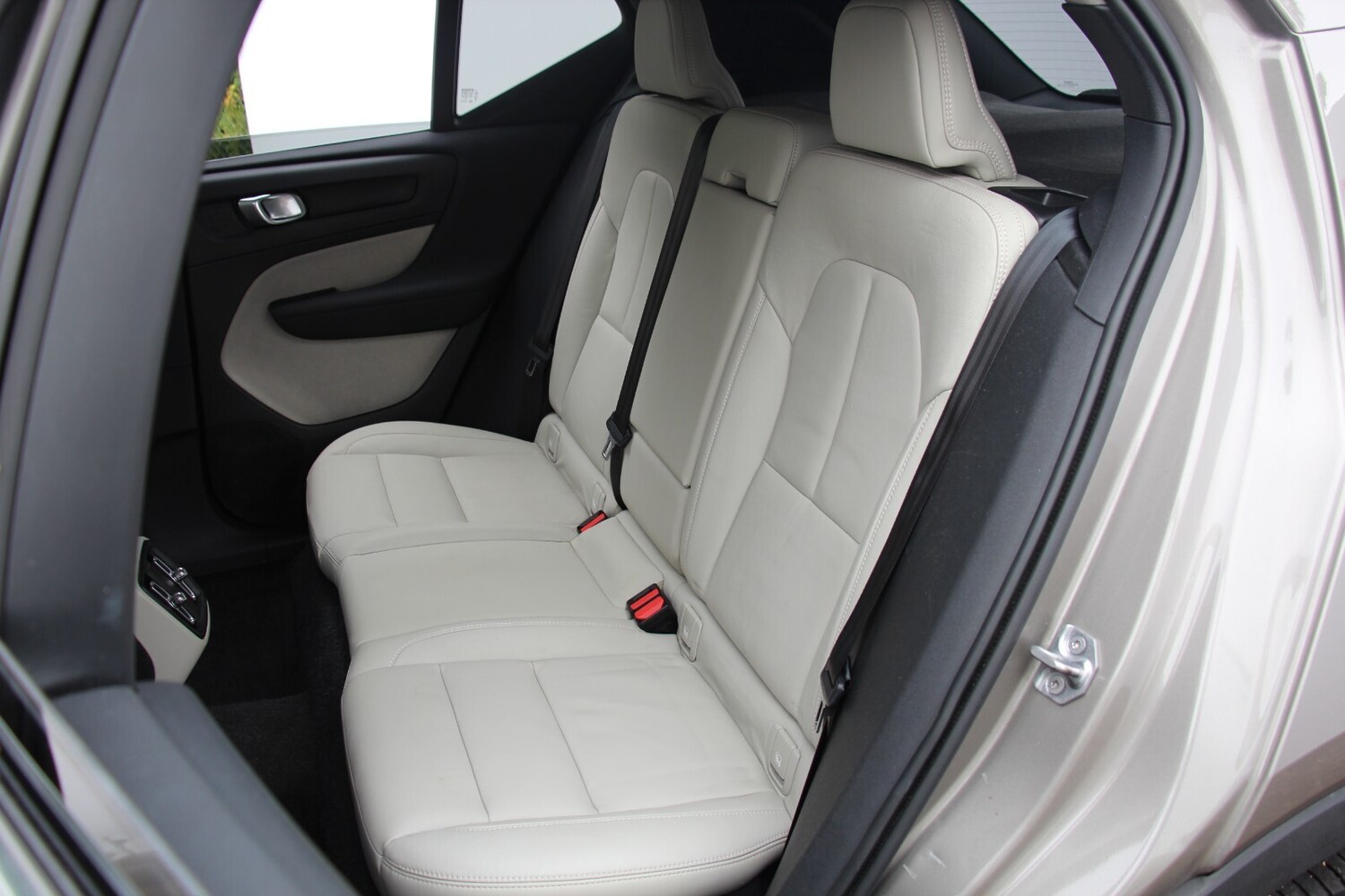 Used Volvo XC40 2020 for sale - 76730520: Photo 12